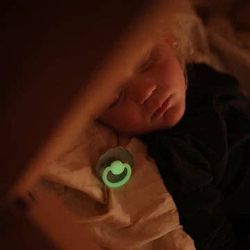 FRIGG Night pacifier, Cream: 0-6 months