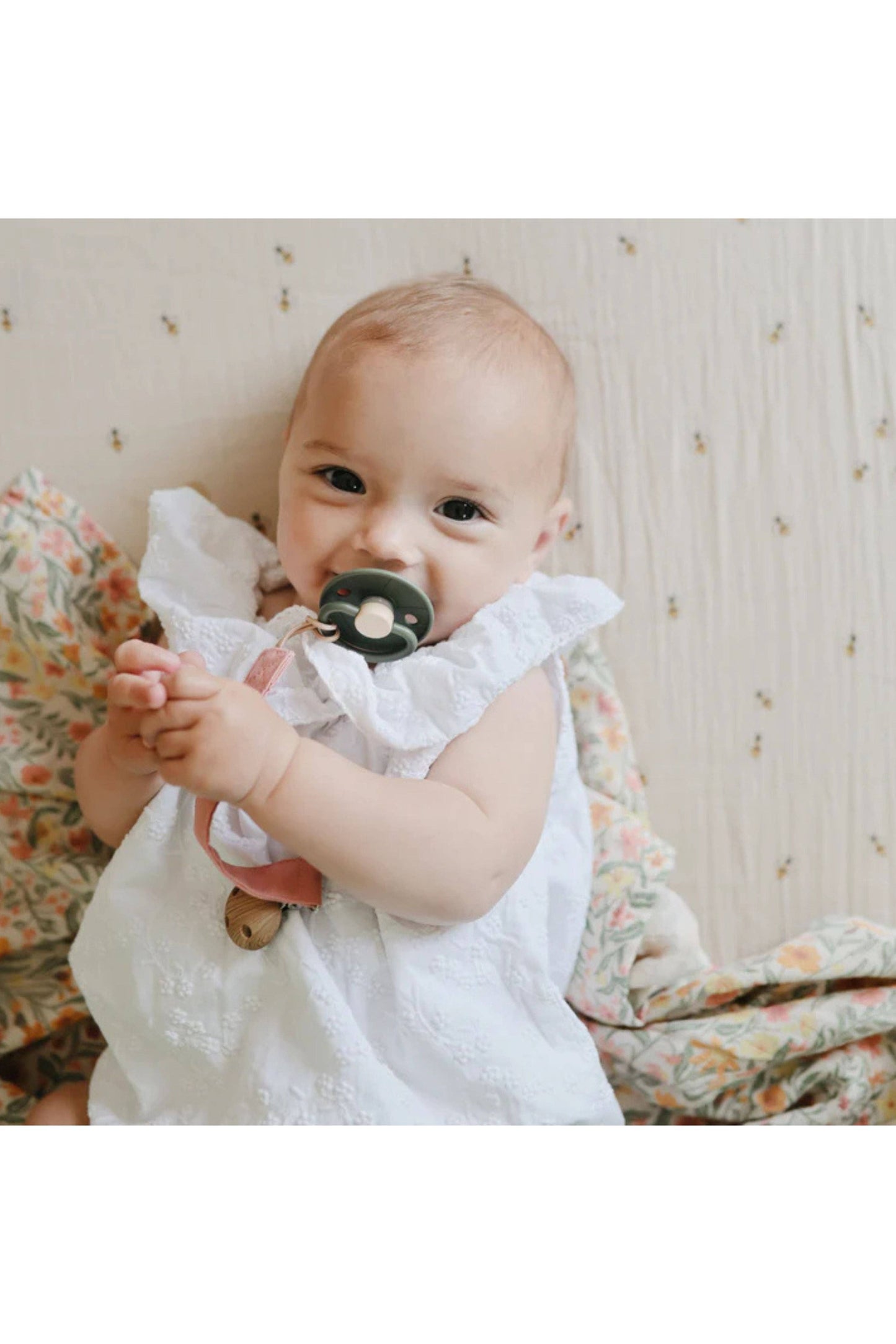 FRIGG Little Viking pacifier, Olive: 0-6 months