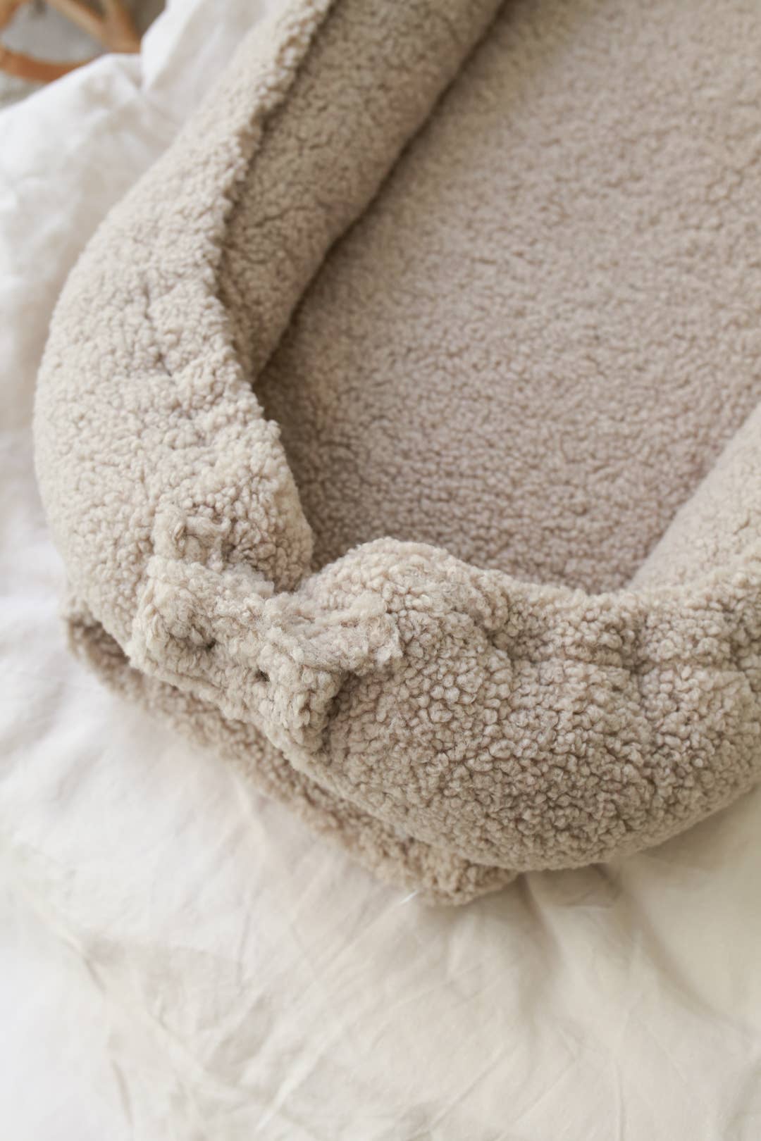 All Teddy babynest - 2 colors babyly: All teddy cream