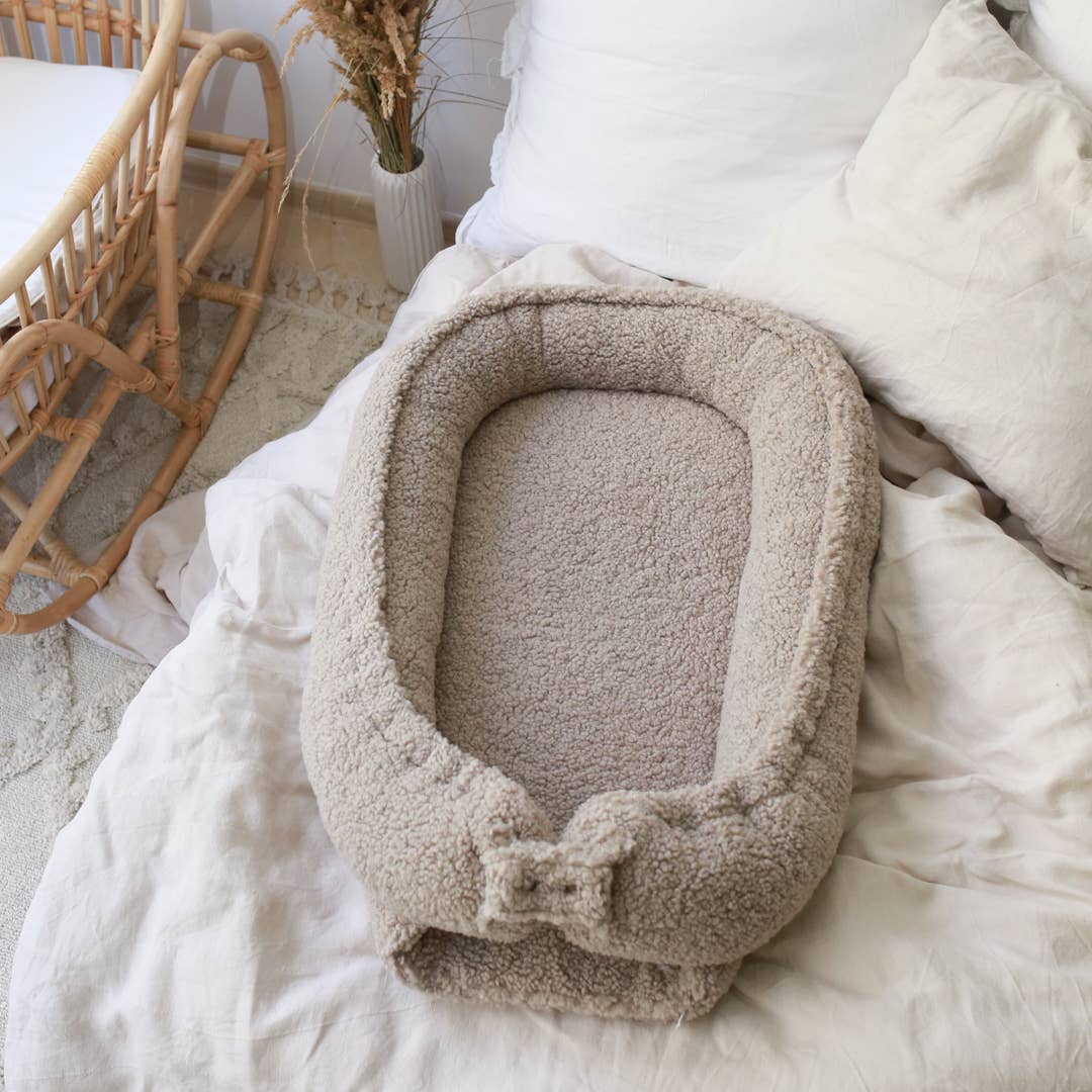 All Teddy babynest - 2 colors babyly: All teddy cream