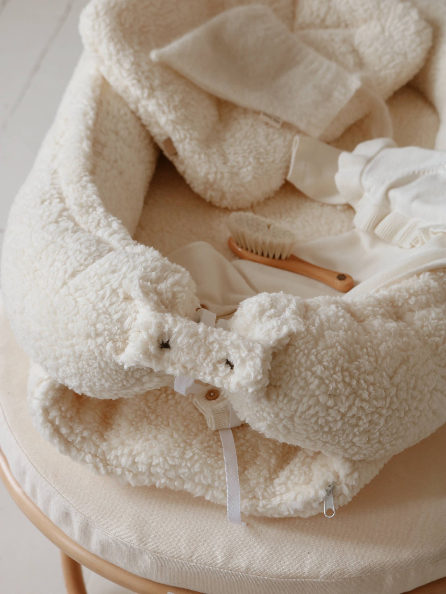 All Teddy babynest - 2 colors babyly: All teddy taupe